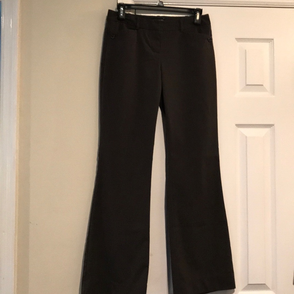 The Limited Cassidy fit pants. Size 0